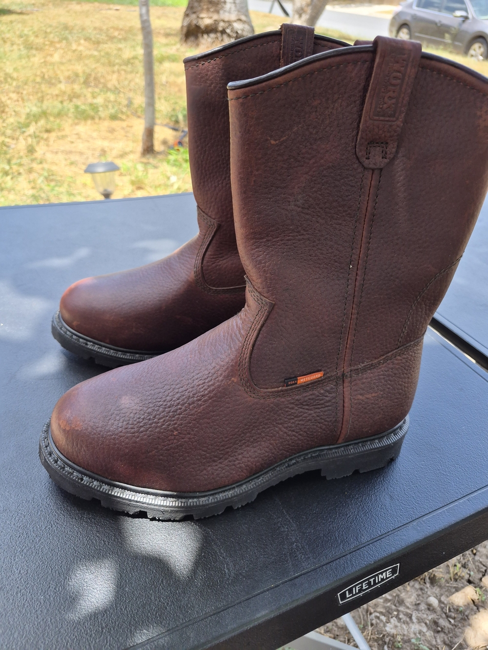 9.5W Work By Red Wing Shoes Dark Brown Work Pull-On Boots. NWB